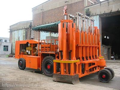 水泥路多錘頭破碎機(jī)價格碎石化技術(shù)江西撫州上饒鷹潭九江南昌宜春濰坊萬潔